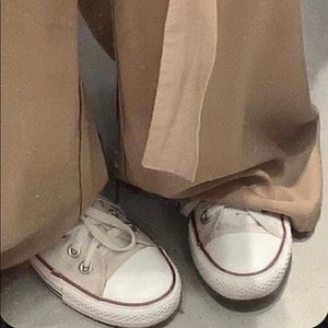 Meet your Posher, Ella